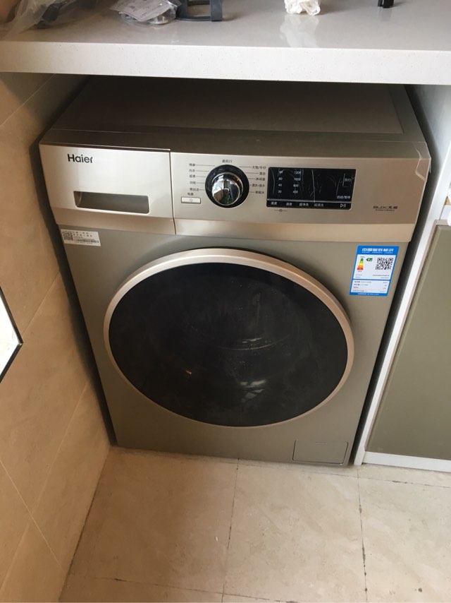 海尔(Haier)9/10公斤滚筒洗衣机洗烘一体机烘